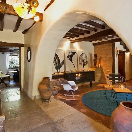 Les Cyprès De Pierre, Maison De Avec Piscine *